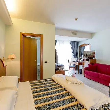 Ambassador Hotel Tortoreto