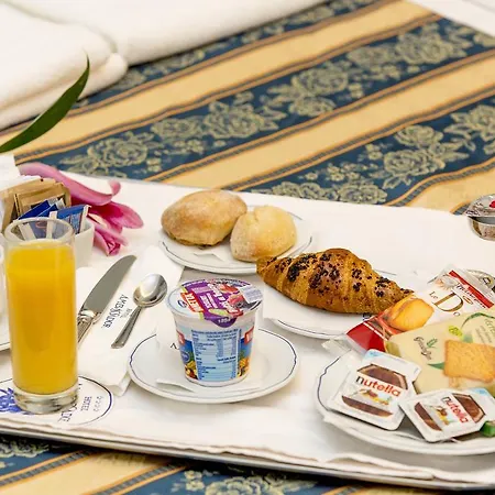Hotel Ambassador 4*