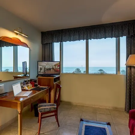 Ambassador Торторето