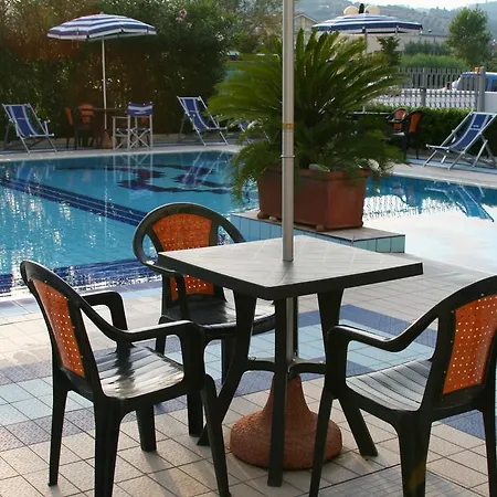 Ambassador Hotel Tortoreto