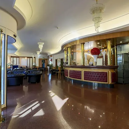 Hotell Ambassador 4*